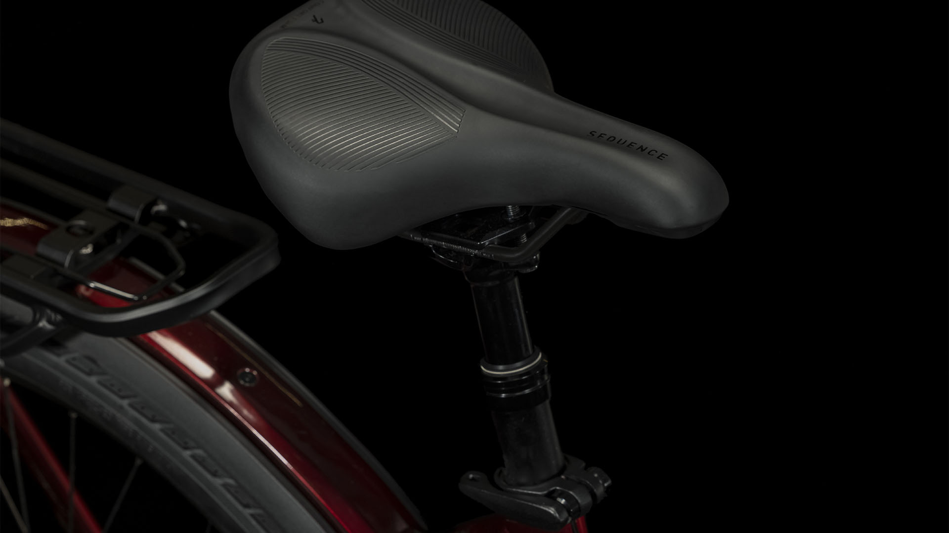 Cube Touring Hybrid EXC 625 red´n´white  Cube Touring Hybrid EXC 625 red´n´white