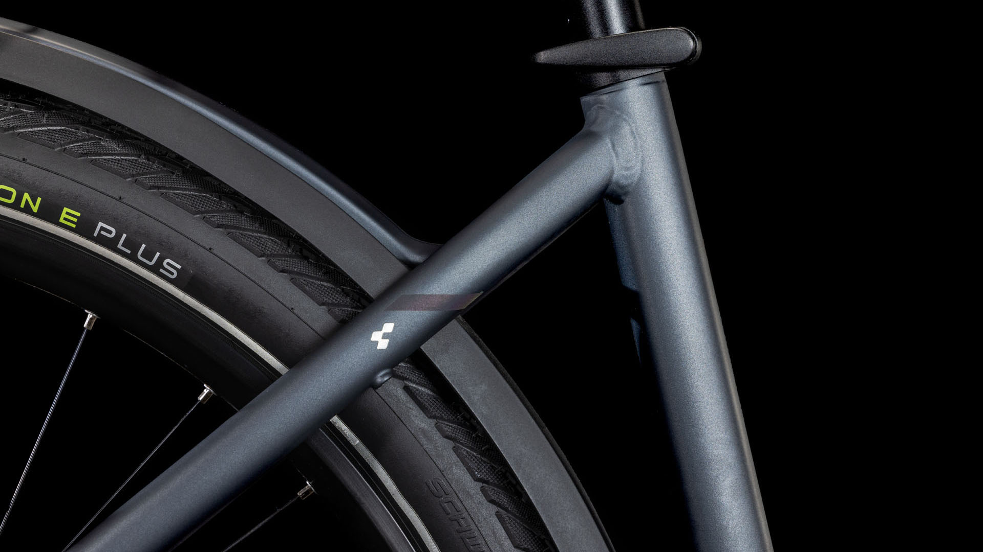 Cube Touring Hybrid Pro 625 metallicgrey´n´chrome  Cube Touring Hybrid Pro 625 metallicgrey´n´chrome