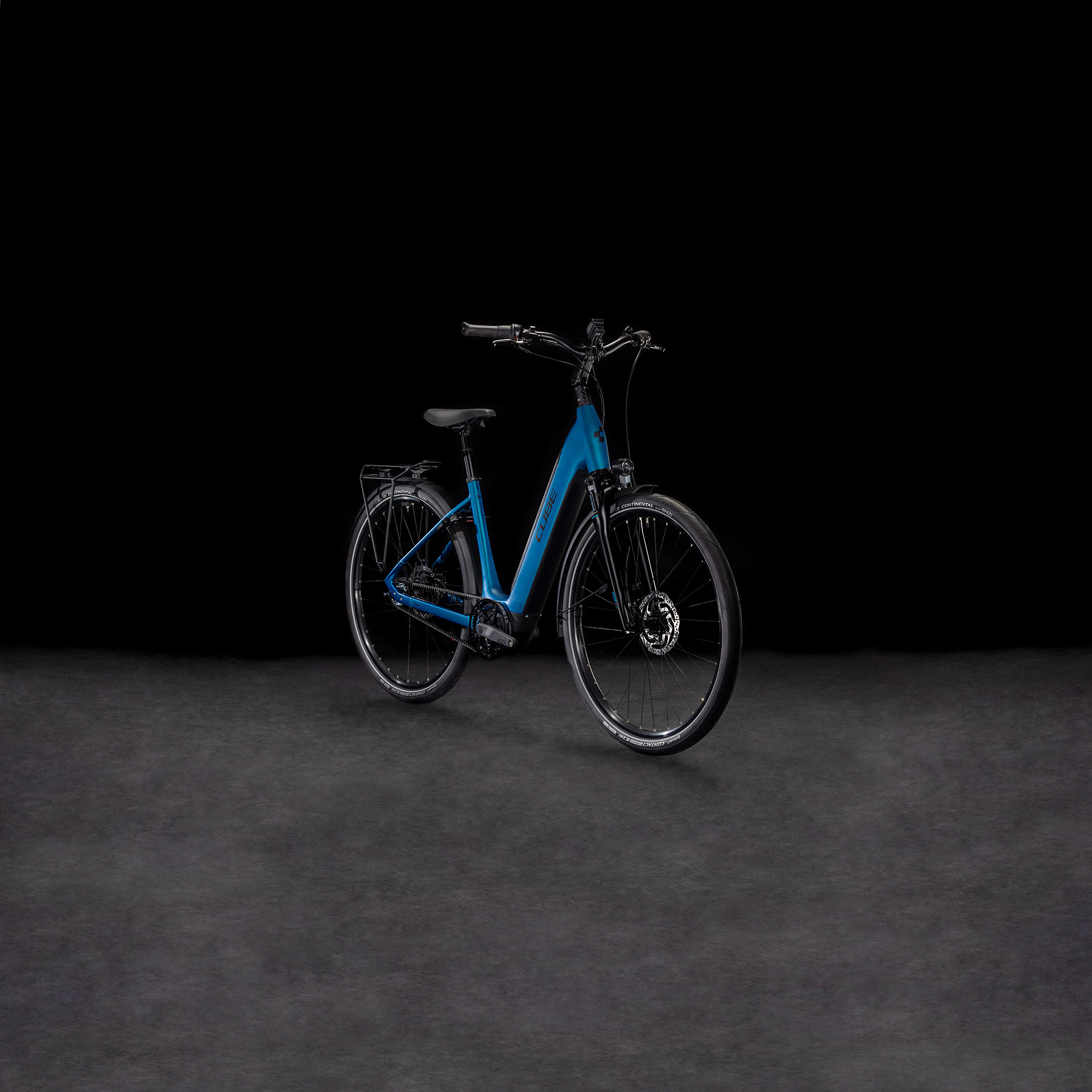Cube Supreme Hybrid Deluxe ONE 625 electricblue´n´black  Cube Supreme Hybrid Deluxe ONE 625 electricblue´n´black