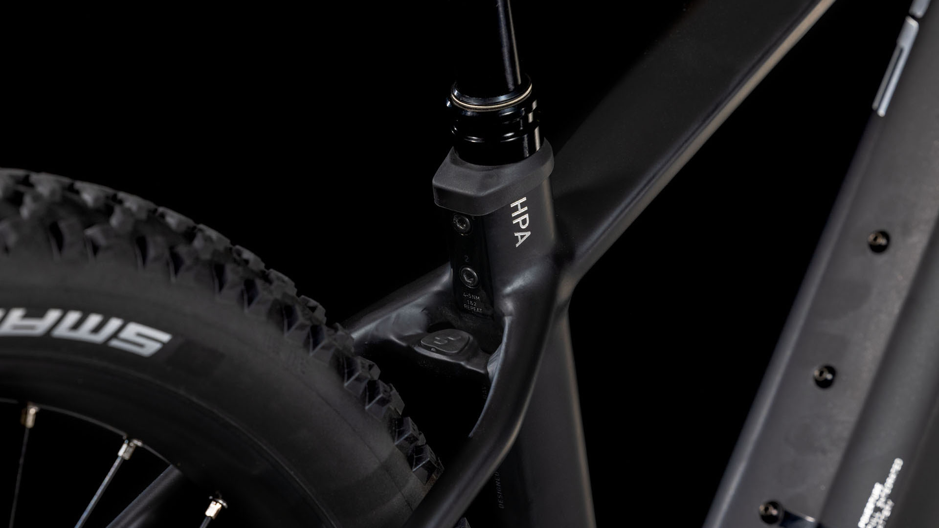 Cube Reaction Hybrid Race 800 black´n´metal  Cube Reaction Hybrid Race 800 black´n´metal