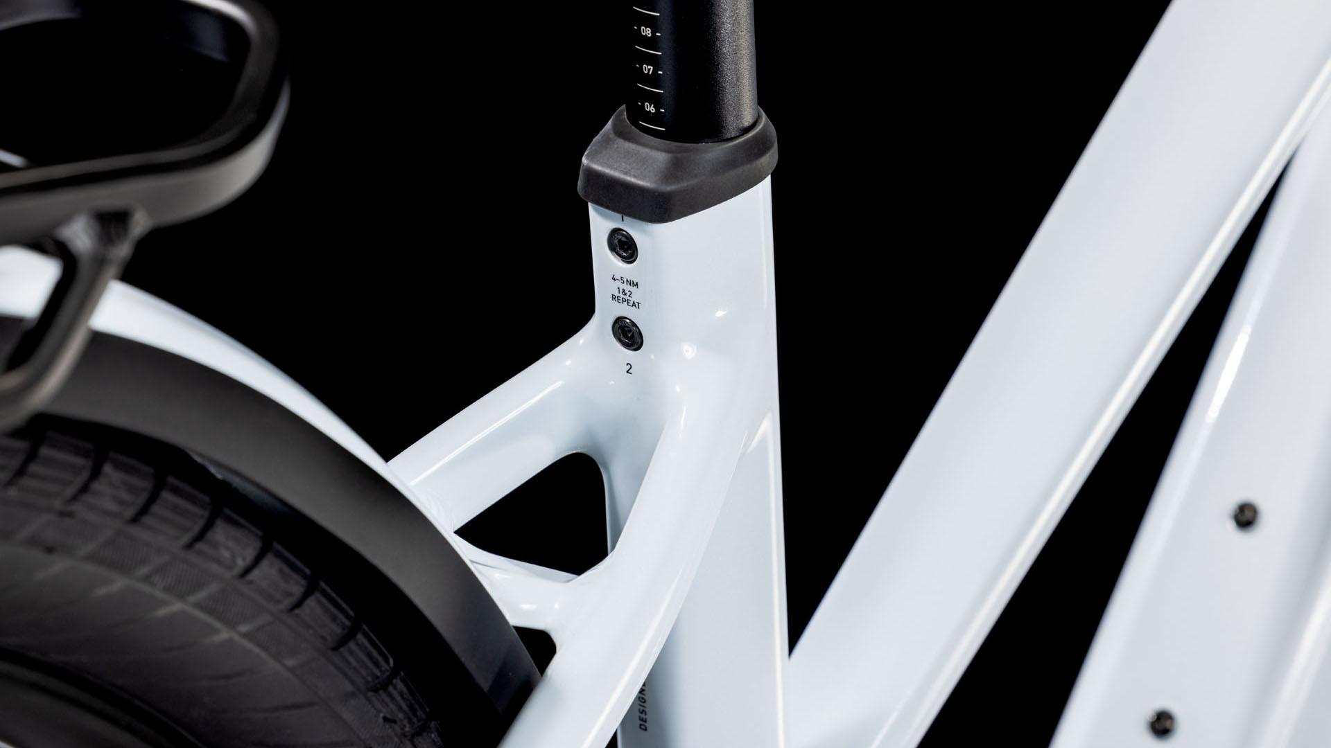 Cube Kathmandu Hybrid ONE 800 polarwhite´n´black  Cube Kathmandu Hybrid ONE 800 polarwhite´n´black