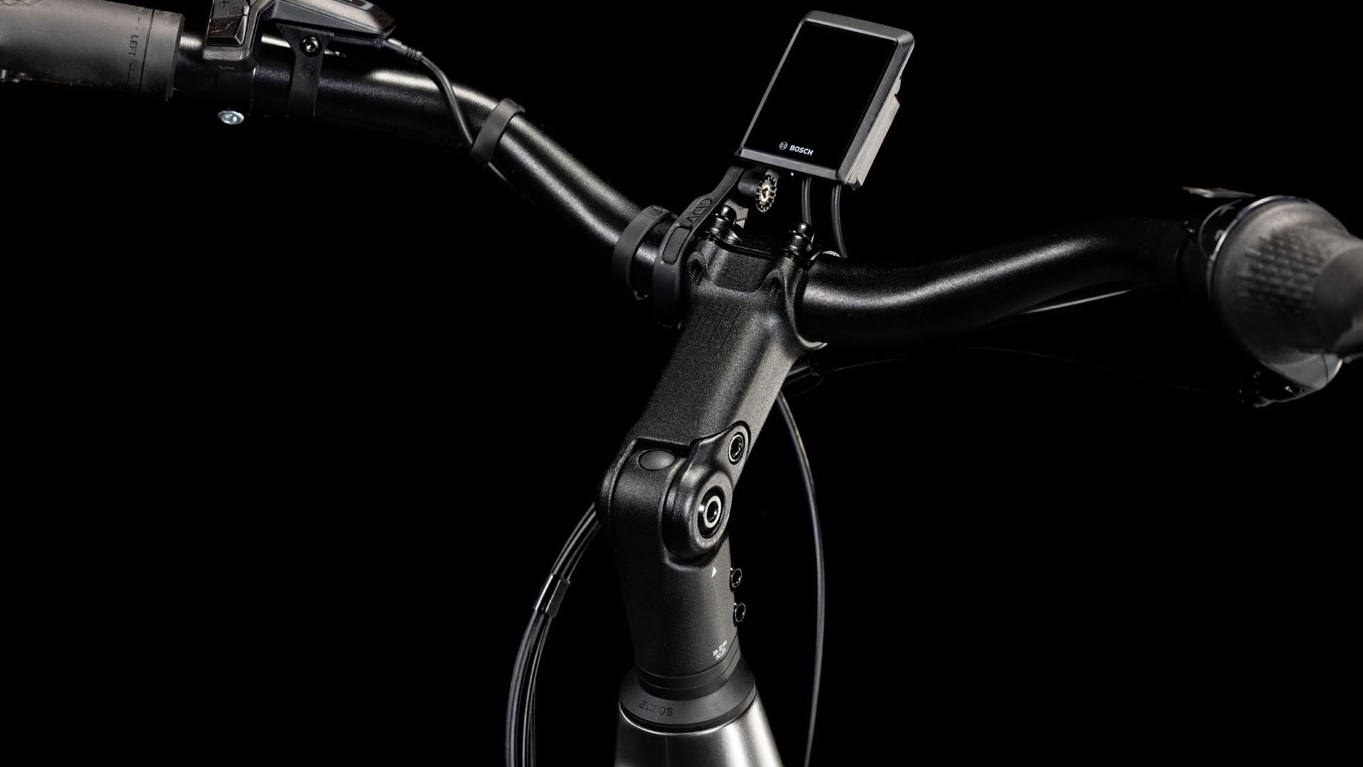 Cube Supreme Hybrid Deluxe ONE 625 slateblack´n´black  Cube Supreme Hybrid Deluxe ONE 625 slateblack´n´black
