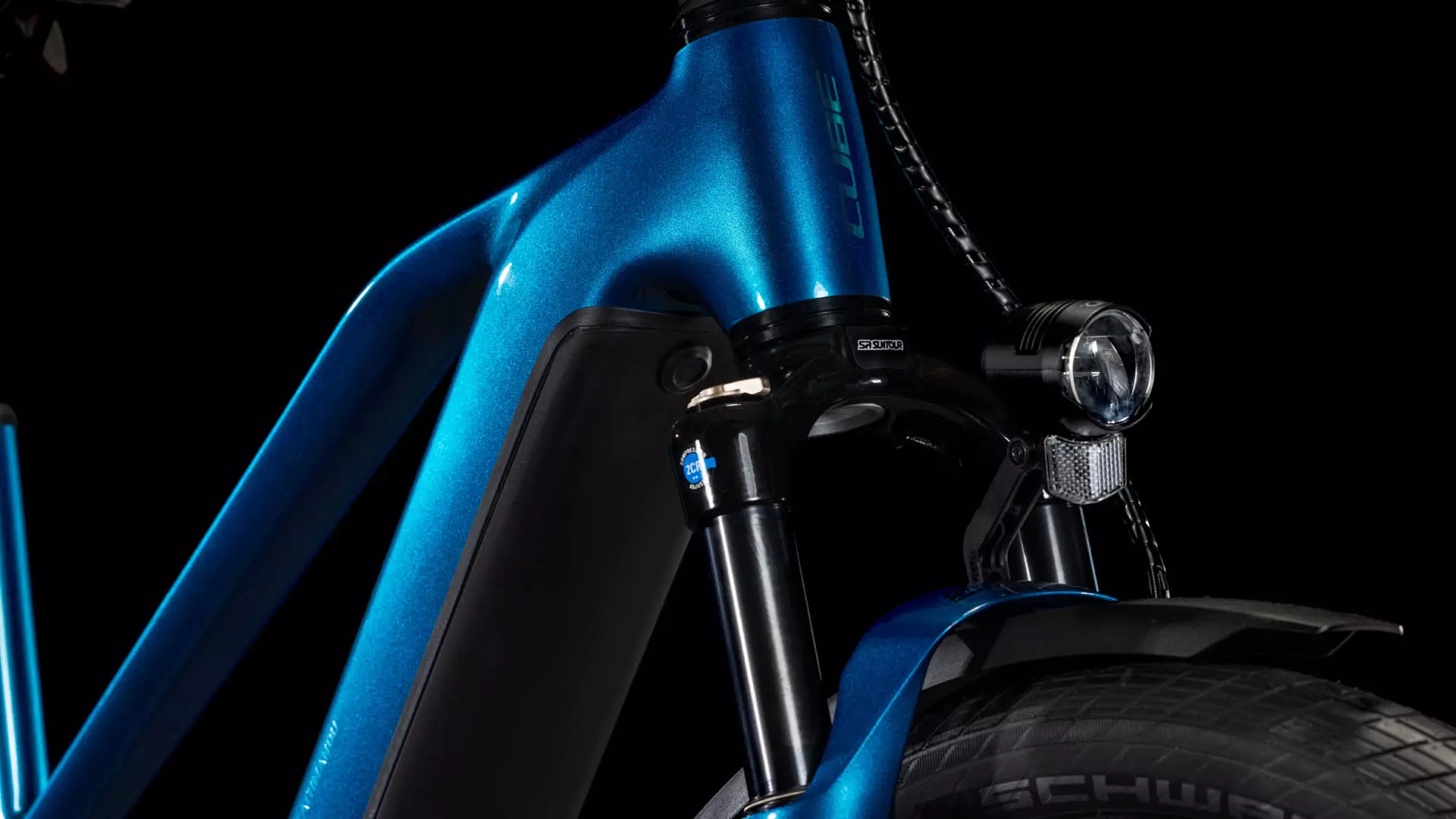 Cube Kathmandu Hybrid EX 800 electricblue´n´chrome  Cube Kathmandu Hybrid EX 800 electricblue´n´chrome