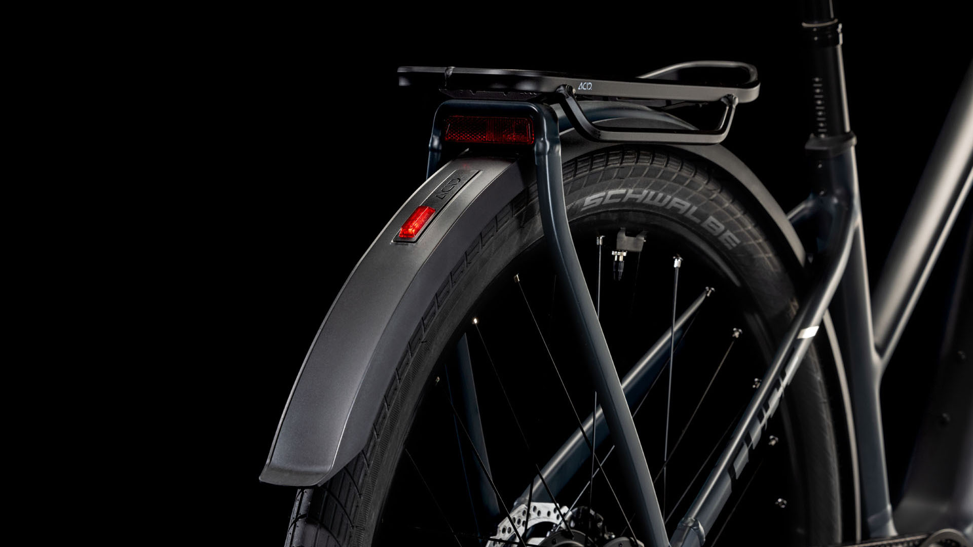 Cube Kathmandu Hybrid Comfort Pro 800 night´n´chrome  Cube Kathmandu Hybrid Comfort Pro 800 night´n´chrome