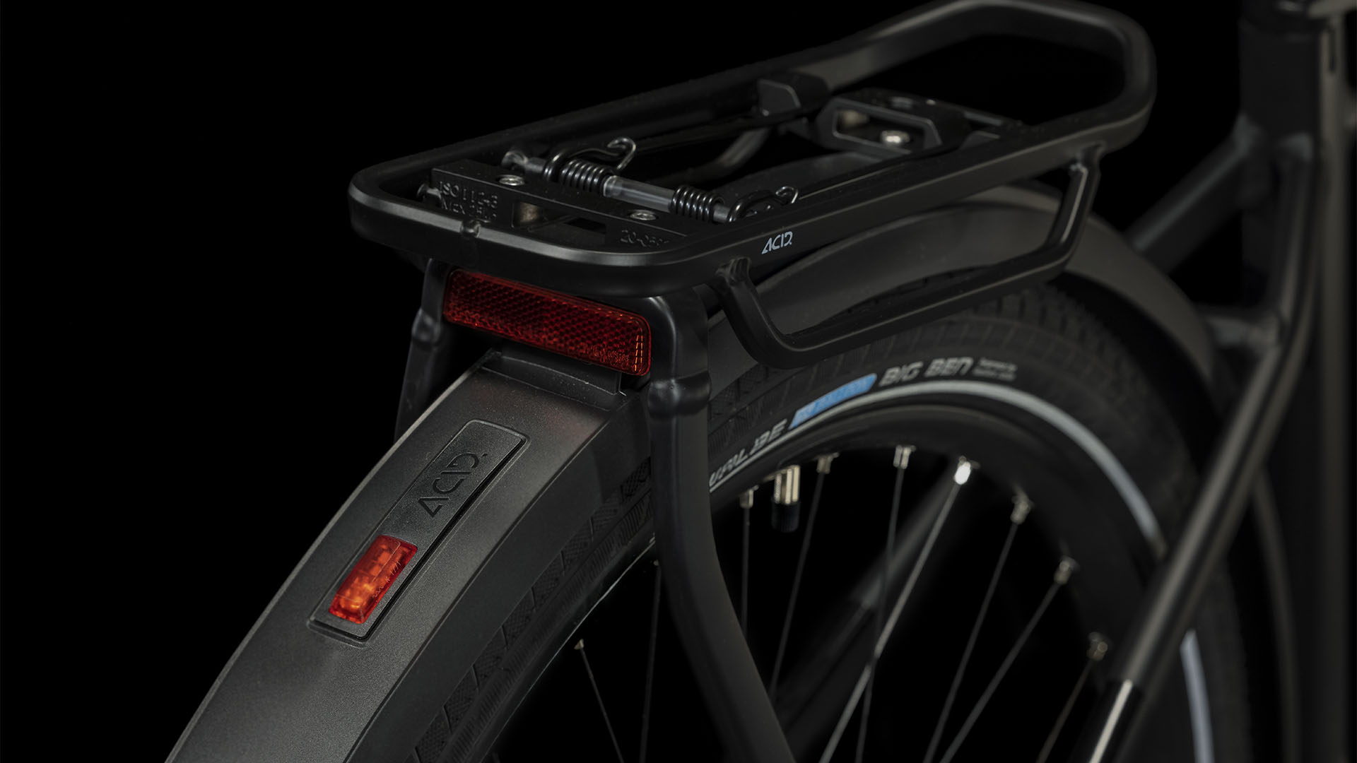 Cube Touring Hybrid Pro 625 black´n´metal  Cube Touring Hybrid Pro 625 black´n´metal