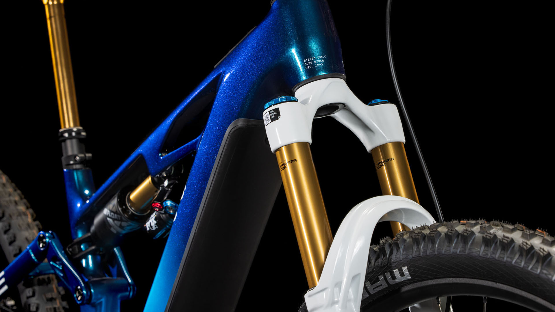 Cube Stereo Hybrid ONE77 HPC AT 800 actionteam  Cube Stereo Hybrid ONE77 HPC AT 800 actionteam