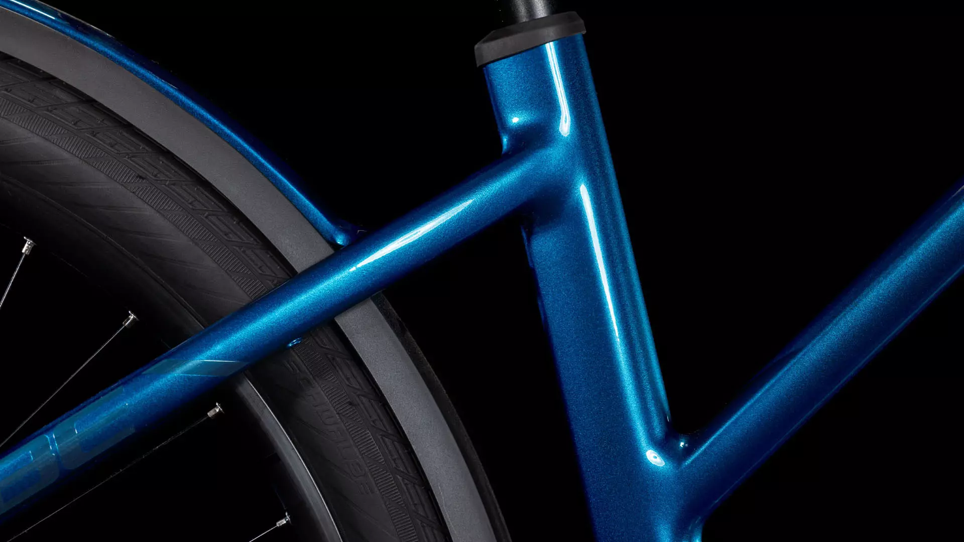 Cube Kathmandu Hybrid EX 800 electricblue´n´chrome  Cube Kathmandu Hybrid EX 800 electricblue´n´chrome
