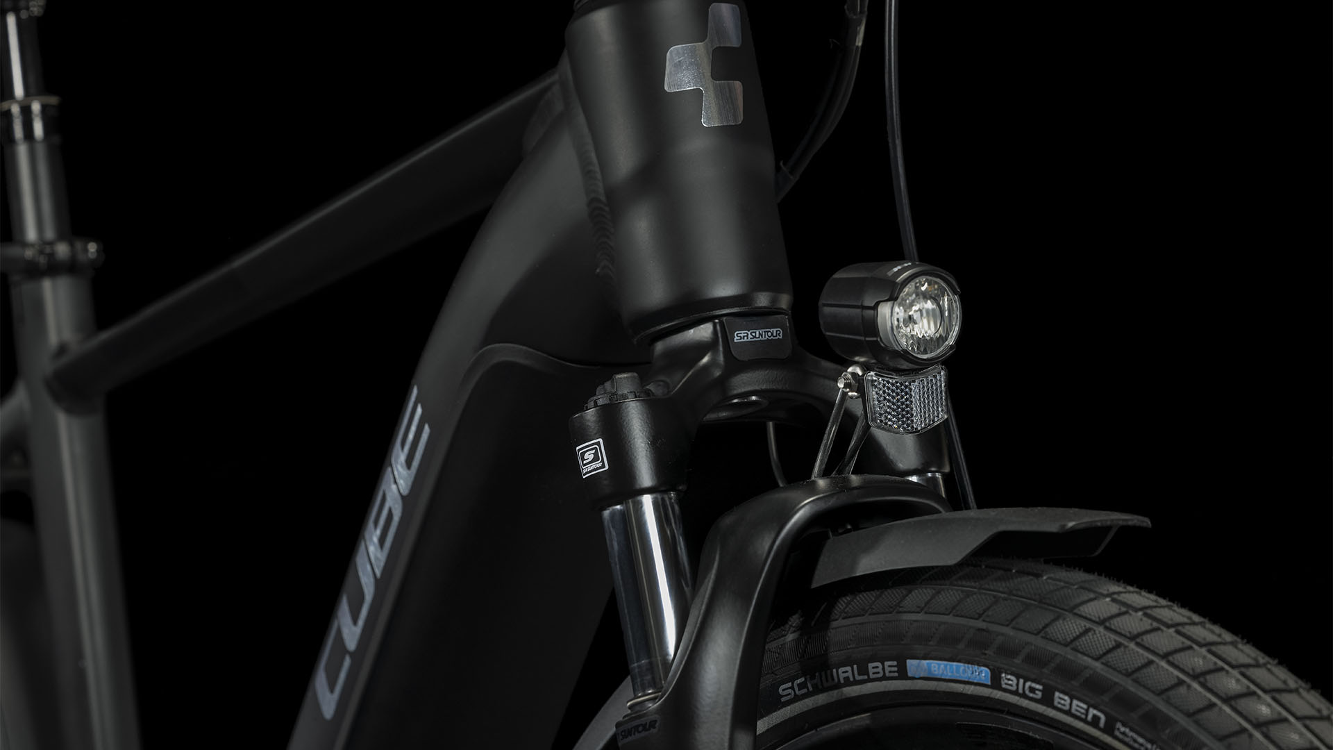 Cube Touring Hybrid Pro 625 black´n´metal  Cube Touring Hybrid Pro 625 black´n´metal