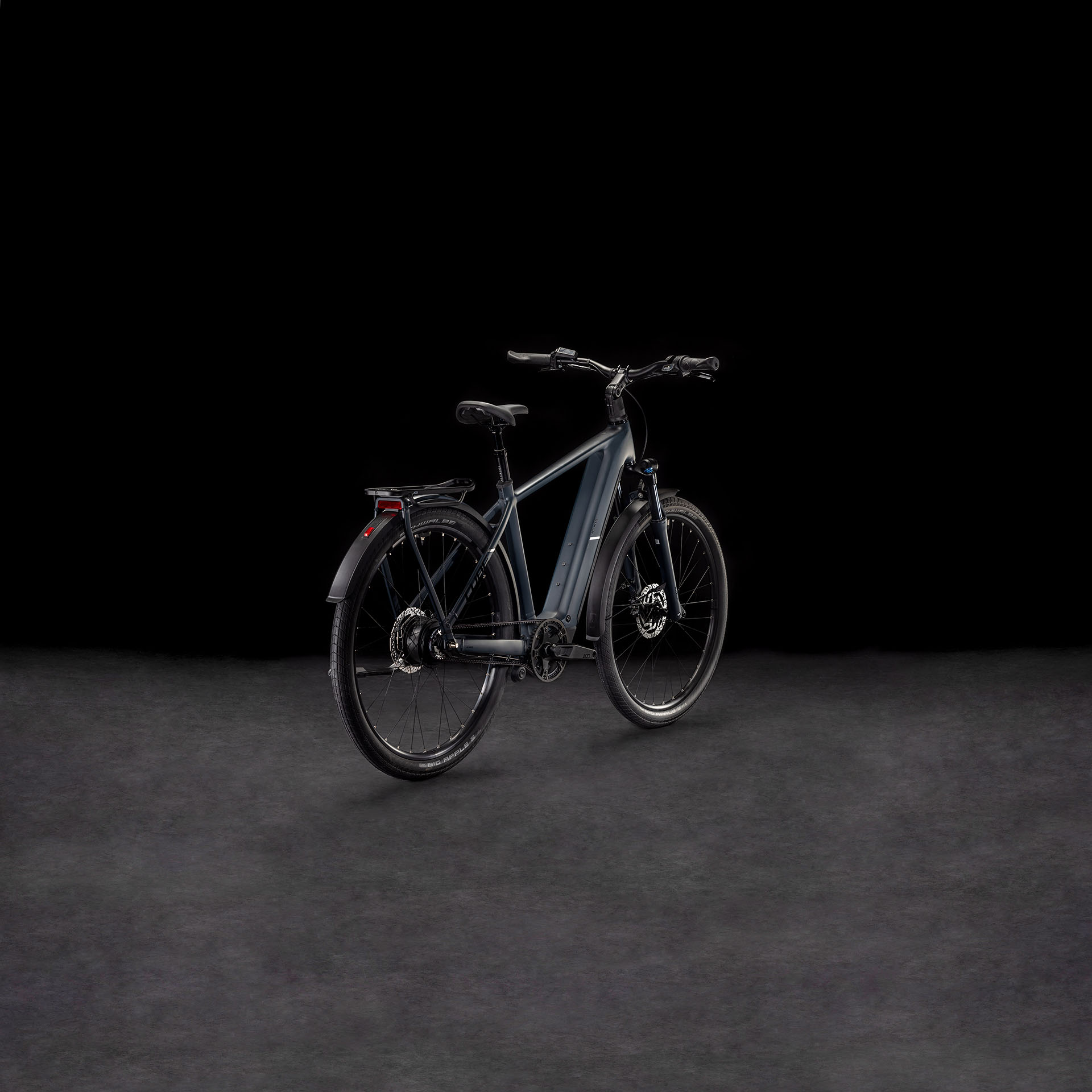 Cube Kathmandu Hybrid Comfort Pro 800 night´n´chrome  Cube Kathmandu Hybrid Comfort Pro 800 night´n´chrome