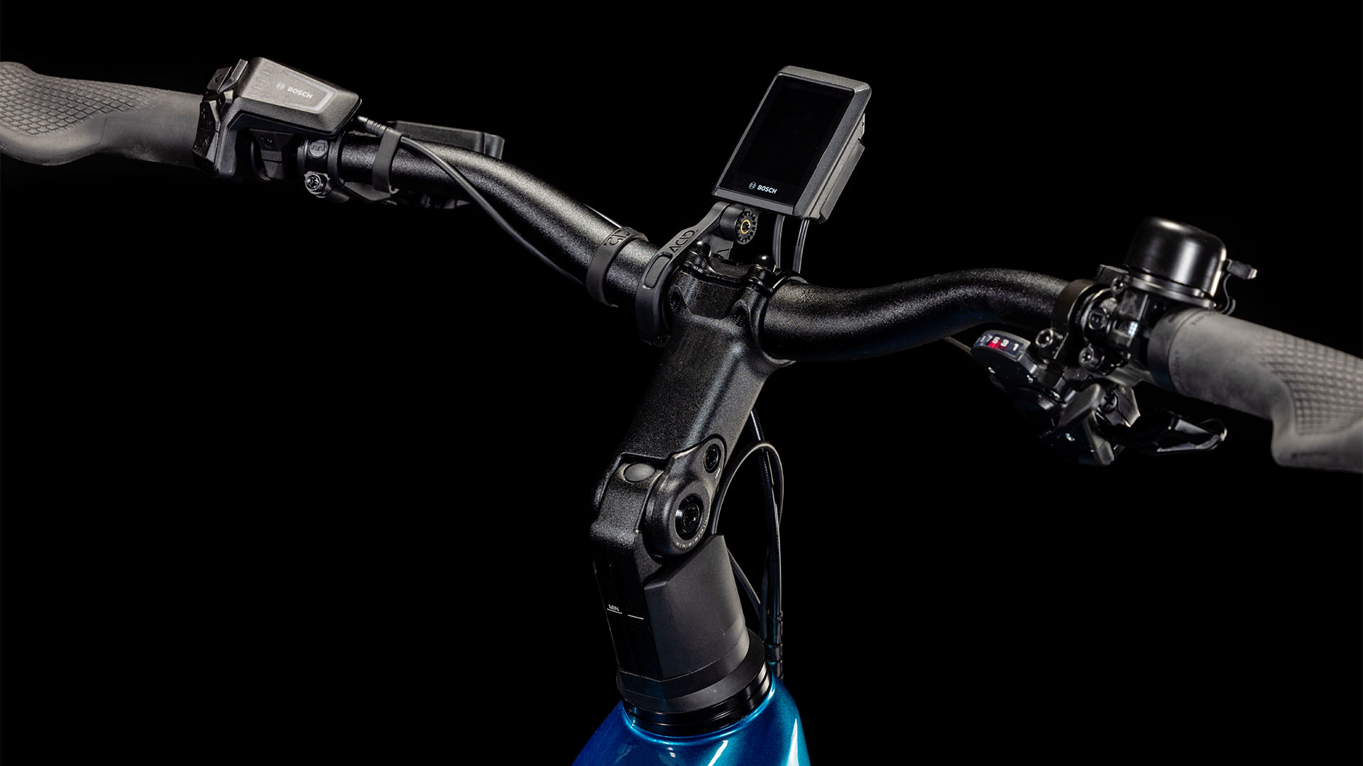 Cube Kathmandu Hybrid EX 800 electricblue´n´chrome  Cube Kathmandu Hybrid EX 800 electricblue´n´chrome