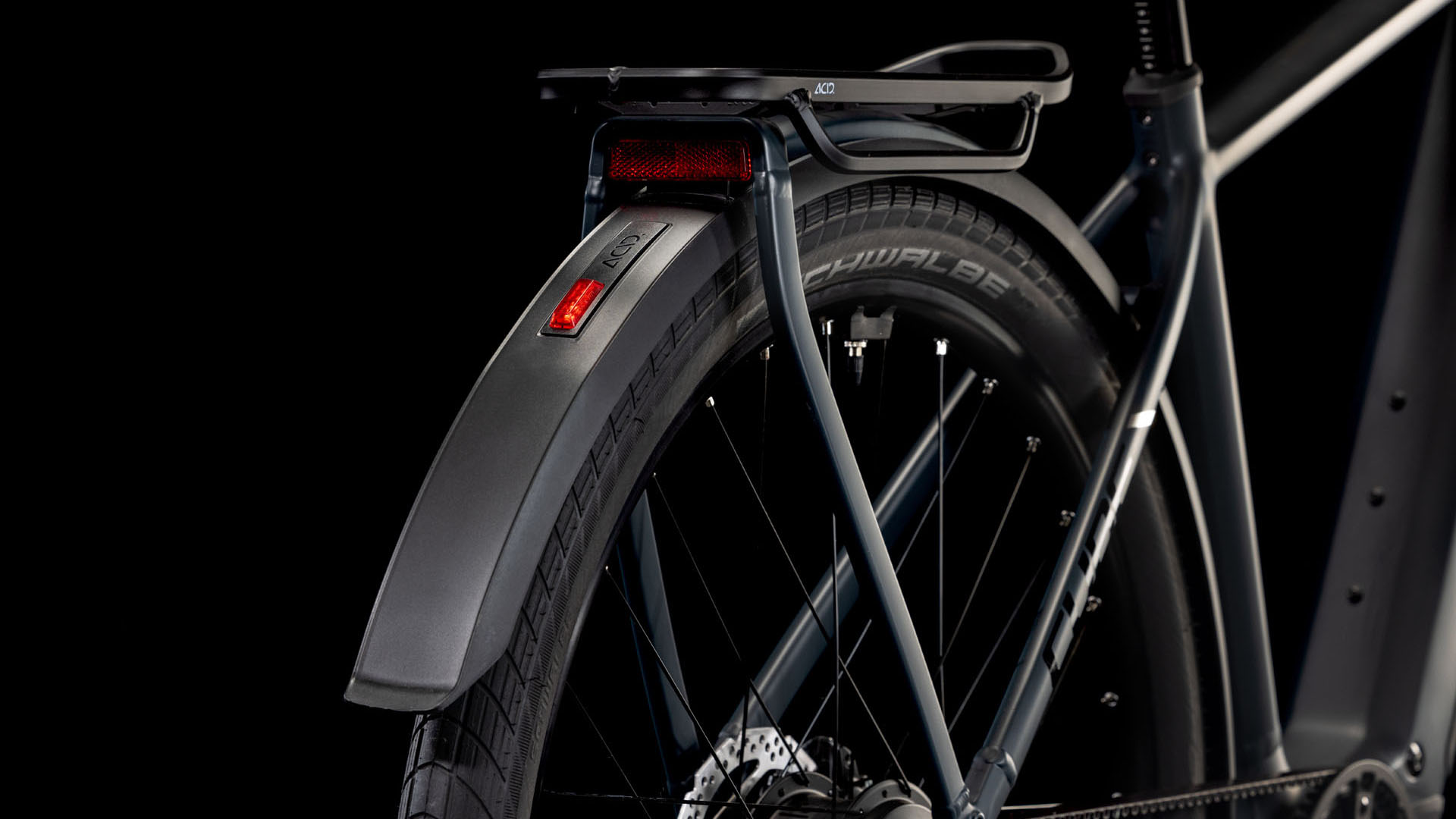 Cube Kathmandu Hybrid Comfort Pro 800 night´n´chrome  Cube Kathmandu Hybrid Comfort Pro 800 night´n´chrome