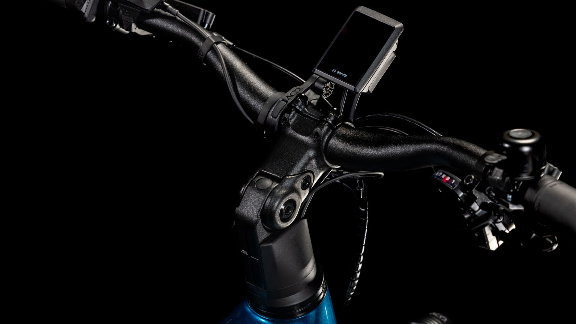 Cube Kathmandu Hybrid EX 800 electricblue´n´chrome  Cube Kathmandu Hybrid EX 800 electricblue´n´chrome