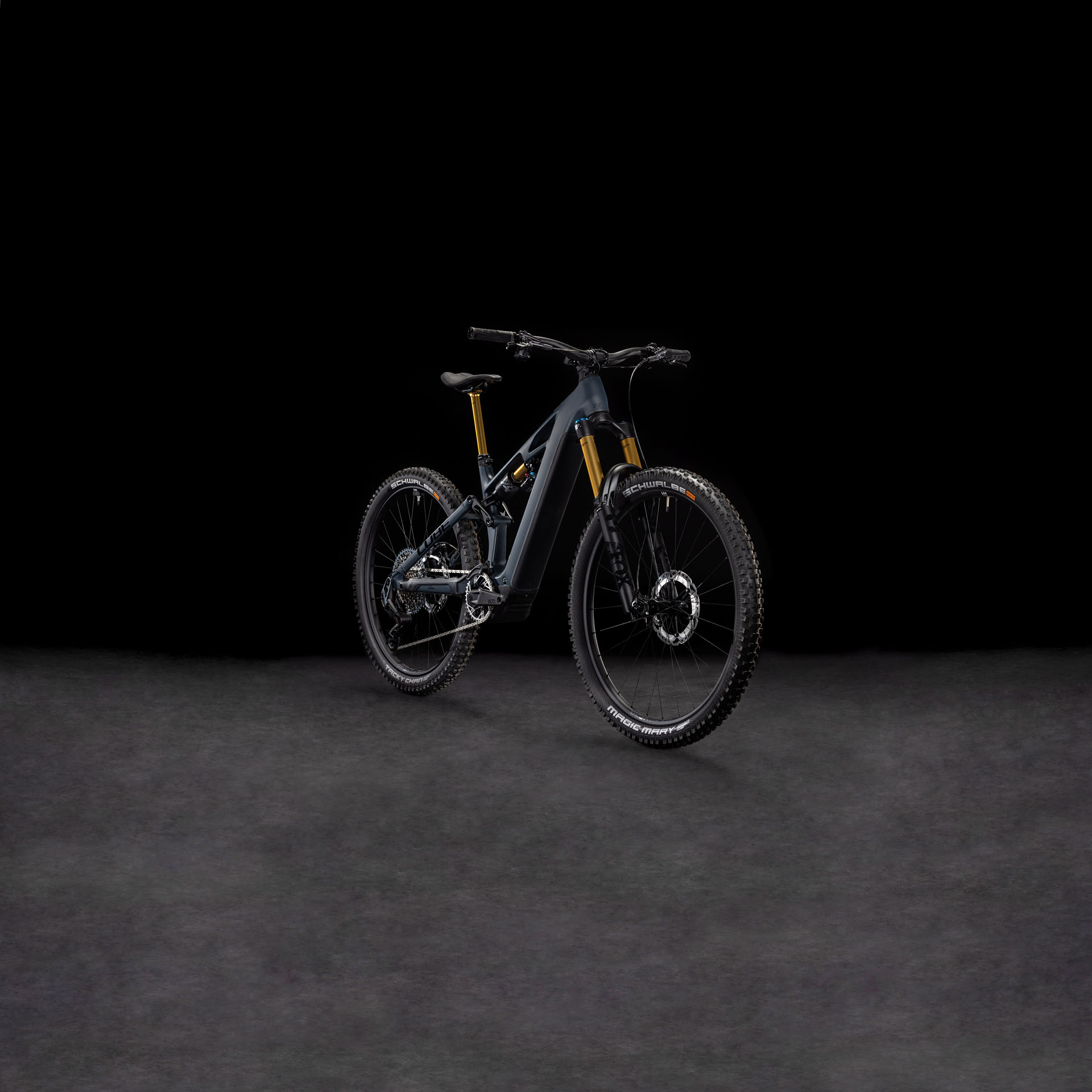 Cube Stereo Hybrid ONE77 HPC AT 800 carbon´n´gold  Cube Stereo Hybrid ONE77 HPC AT 800 carbon´n´gold