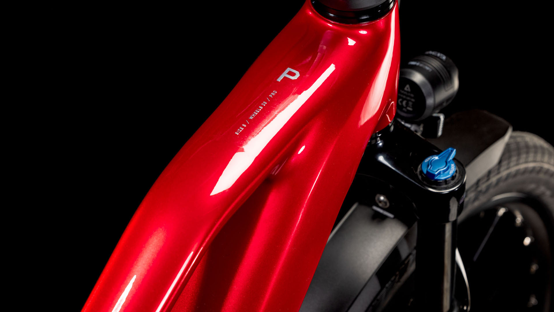 Cube Kathmandu Hybrid Comfort Pro 800 electricred´n´red  Cube Kathmandu Hybrid Comfort Pro 800 electricred´n´red