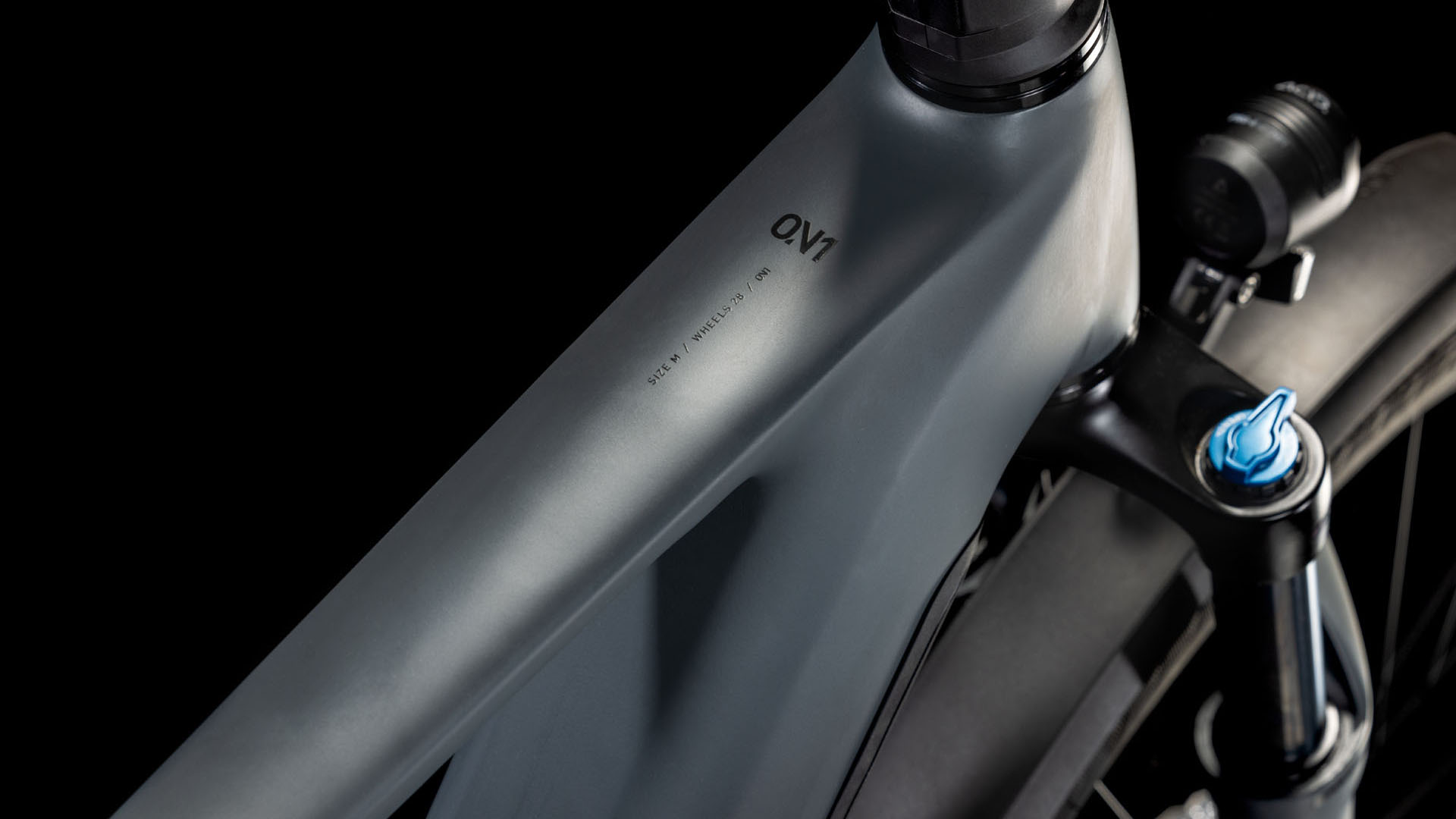 Cube Kathmandu Hybrid ONE 800 shadowgrey´n´black  Cube Kathmandu Hybrid ONE 800 shadowgrey´n´black