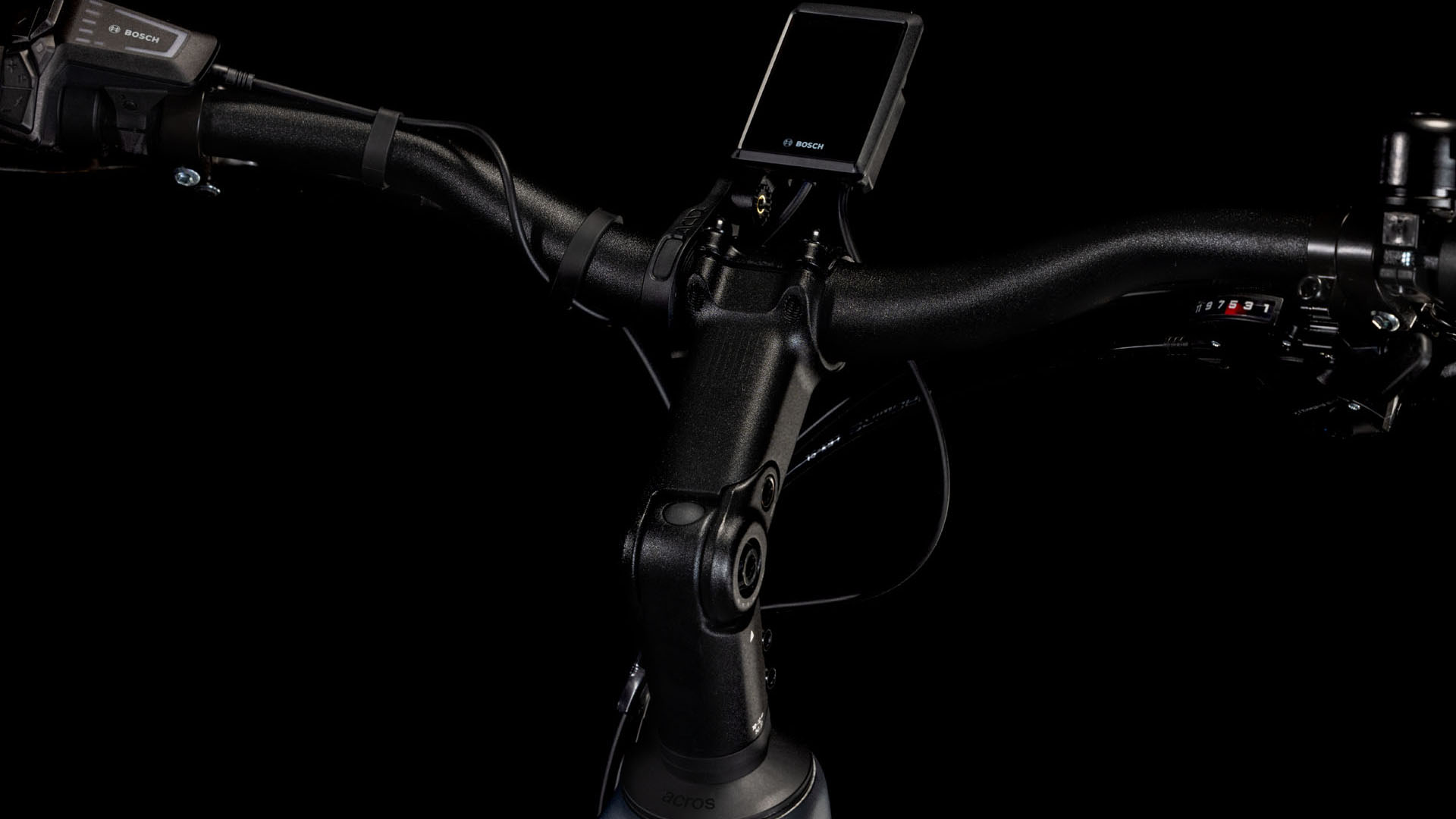 Cube Touring Hybrid Pro 625 metallicgrey´n´chrome  Cube Touring Hybrid Pro 625 metallicgrey´n´chrome