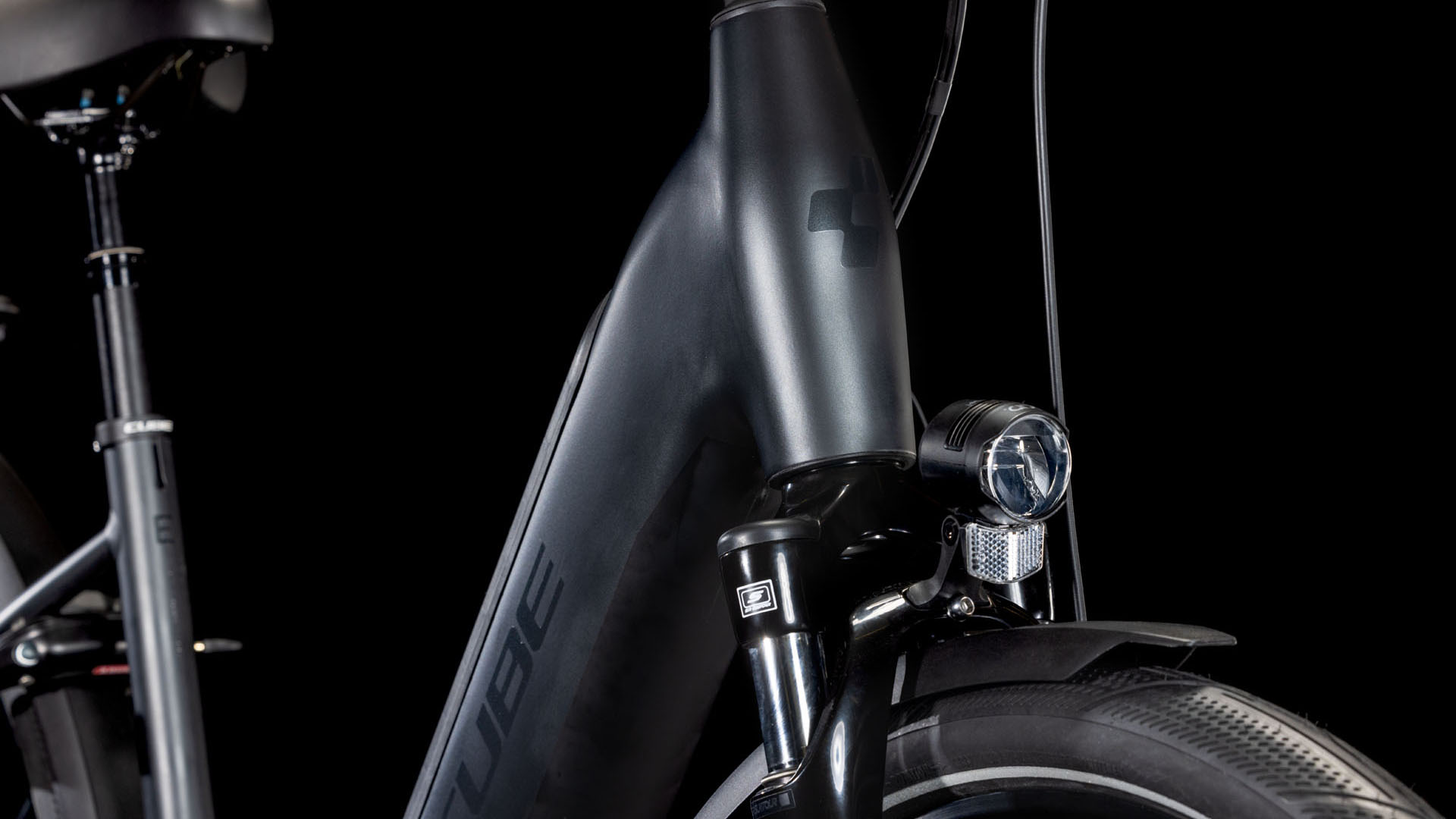 Cube Supreme RT Hybrid Deluxe EX 625 metalblack´n´glossy  Cube Supreme RT Hybrid Deluxe EX 625 metalblack´n´glossy
