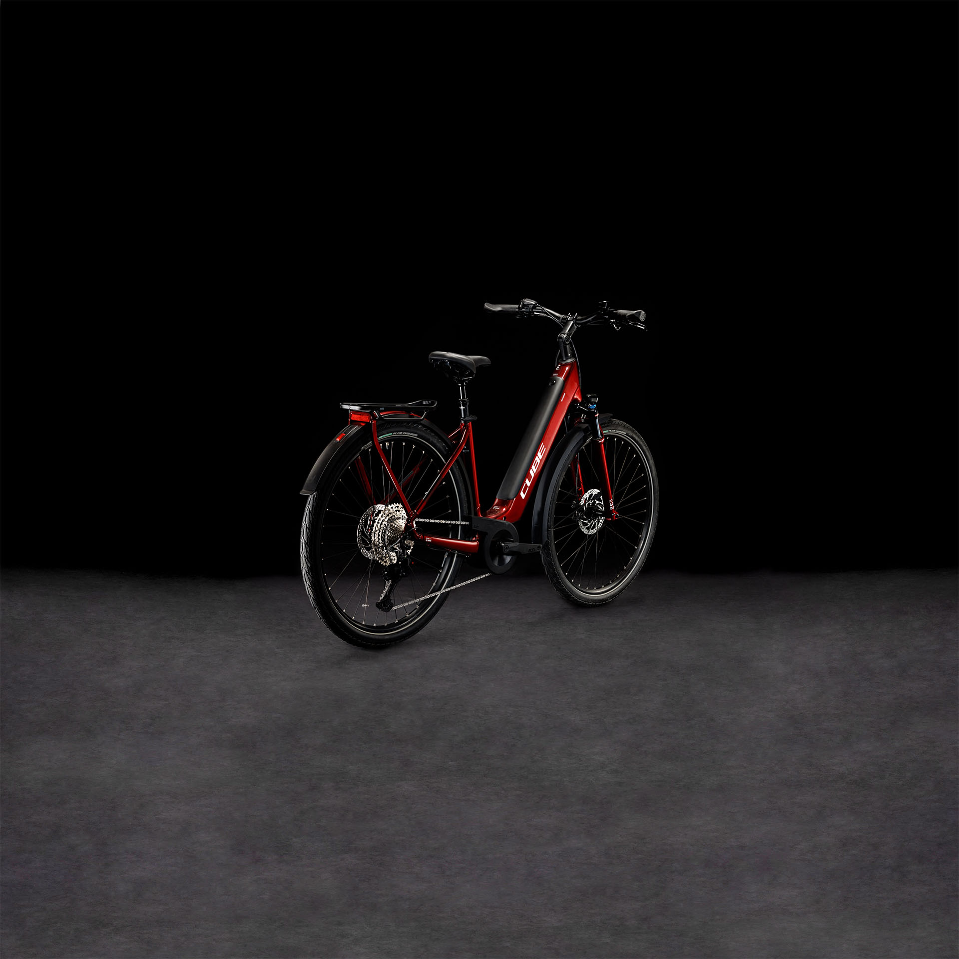 Cube Touring Hybrid EXC 625 red´n´white  Cube Touring Hybrid EXC 625 red´n´white