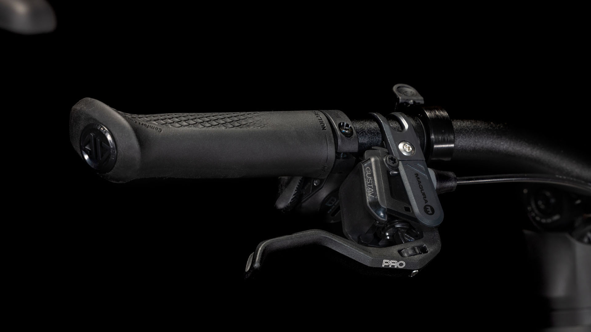 Cube Kathmandu Hybrid SLT 800 golddust´n´black  Cube Kathmandu Hybrid SLT 800 golddust´n´black